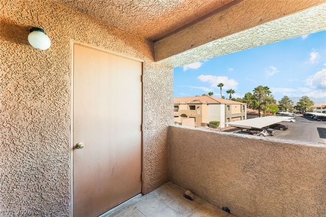 3151 Soaring Gulls Drive 2160, Las Vegas, NV 89128