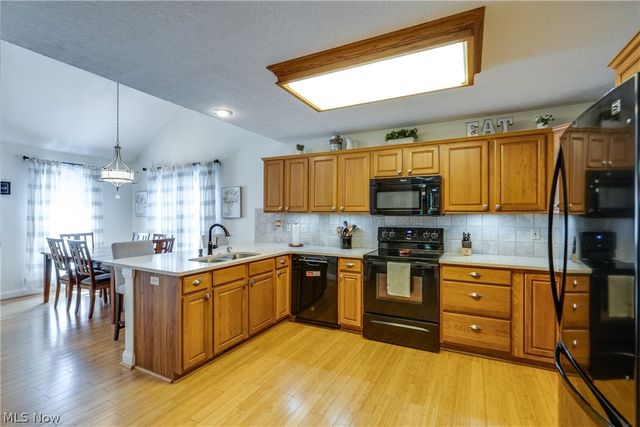 233 S Portage Street, Doylestown, OH 44230