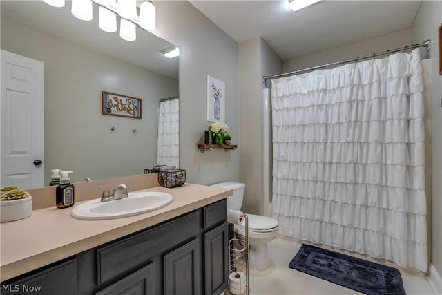 233 S Portage Street, Doylestown, OH 44230