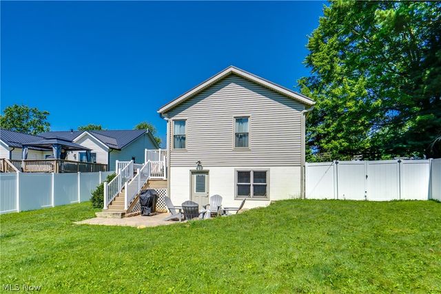 233 S Portage Street, Doylestown, OH 44230