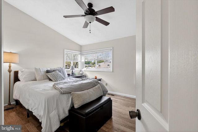 525 N COLES AVE, Maple Shade, NJ 08052