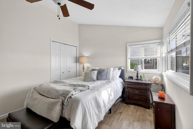 525 N COLES AVE, Maple Shade, NJ 08052