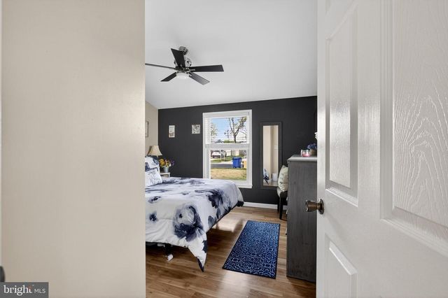 525 N COLES AVE, Maple Shade, NJ 08052