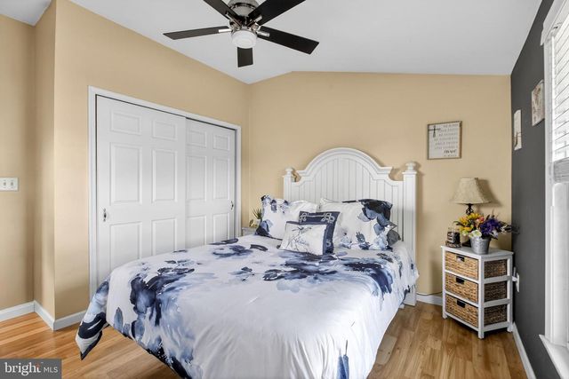 525 N COLES AVE, Maple Shade, NJ 08052