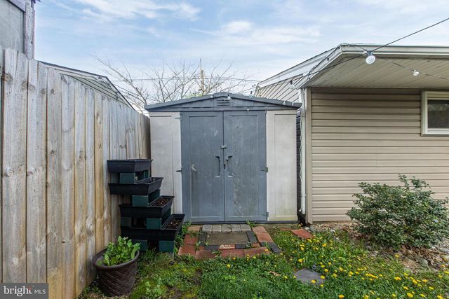 525 N COLES AVE, Maple Shade, NJ 08052