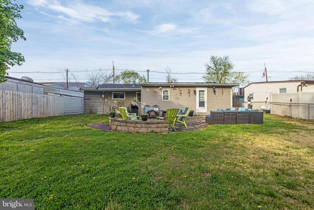 525 N COLES AVE, Maple Shade, NJ 08052