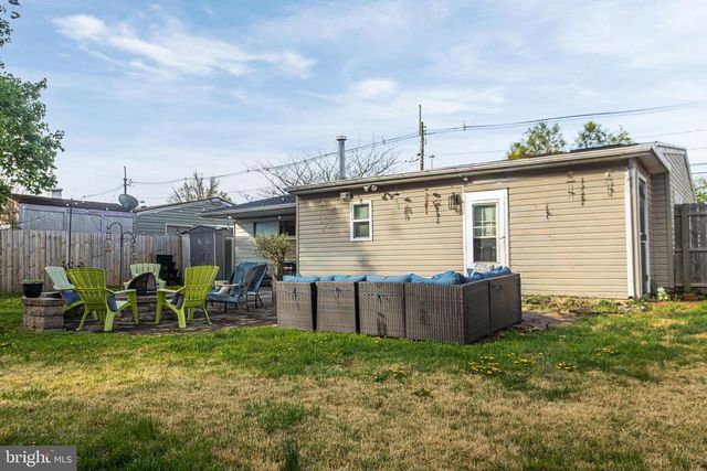 525 N COLES AVE, Maple Shade, NJ 08052