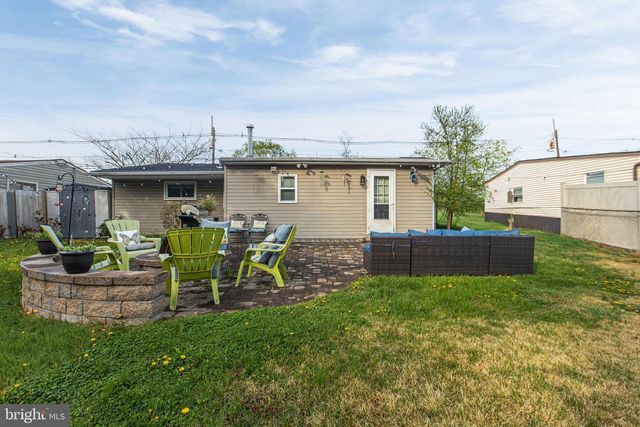 525 N COLES AVE, Maple Shade, NJ 08052