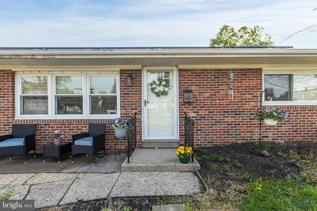 525 N COLES AVE, Maple Shade, NJ 08052