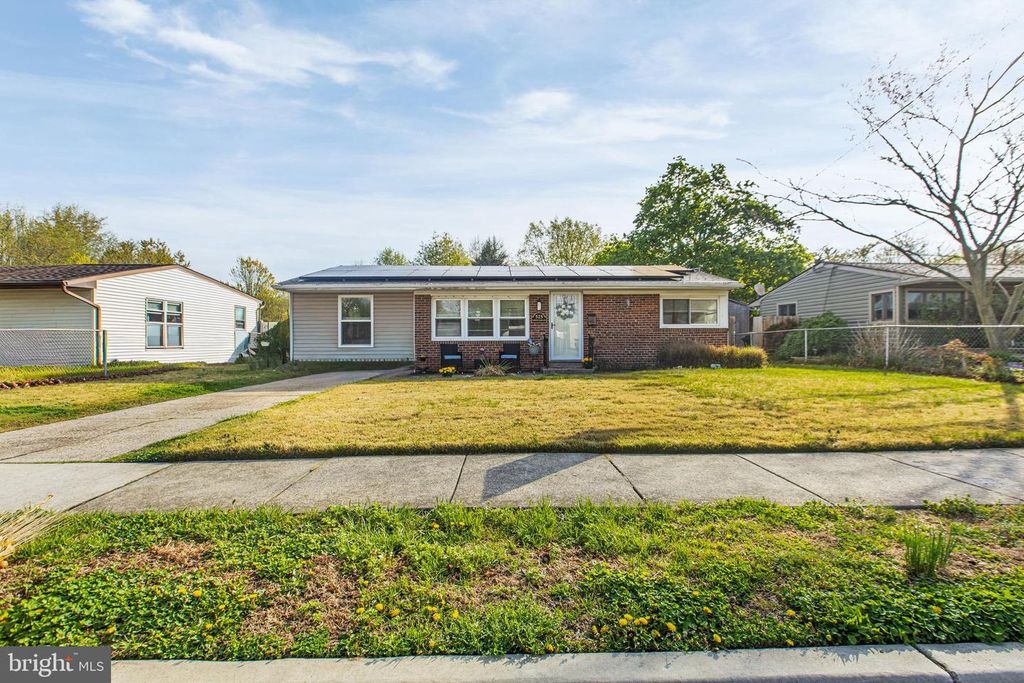 525 N COLES AVE, Maple Shade, NJ 08052