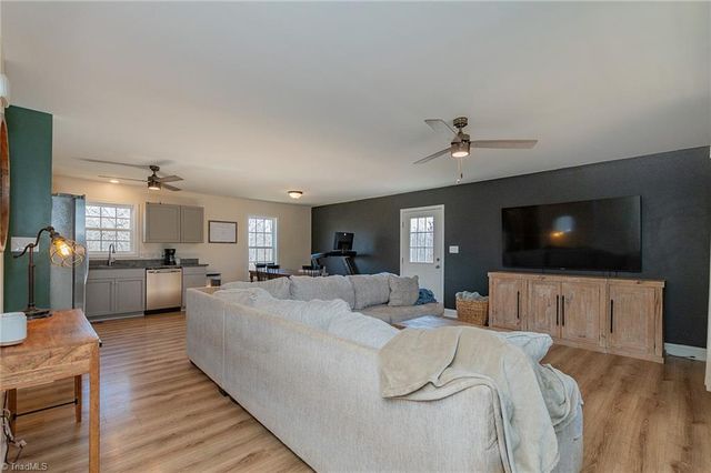 3659 Old Mountain Road, Lexington, NC 27292