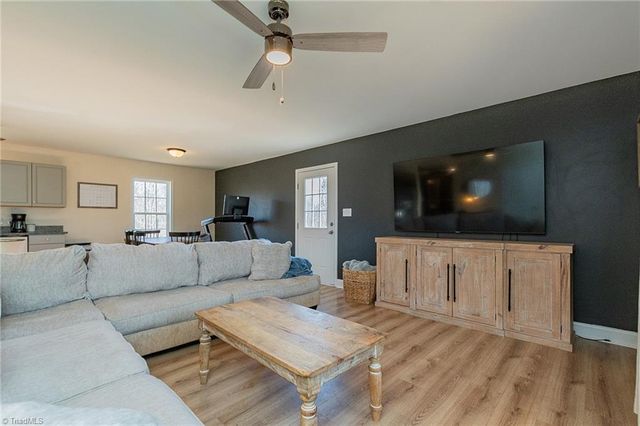 3659 Old Mountain Road, Lexington, NC 27292