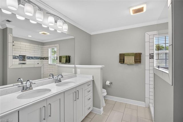 252 Country Circle, Advance, NC 27006
