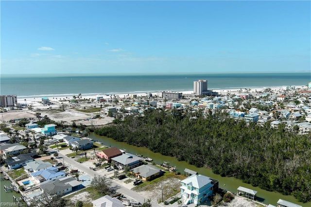 175 Tropical Shores WAY 177, Fort Myers Beach, FL 33931
