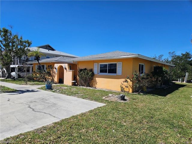 175 Tropical Shores WAY 177, Fort Myers Beach, FL 33931