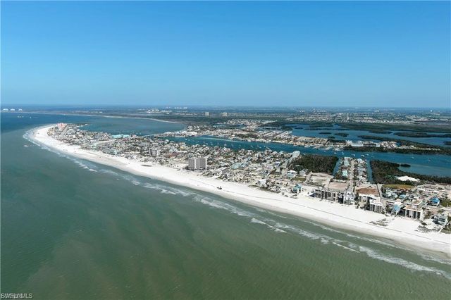 175 Tropical Shores WAY 177, Fort Myers Beach, FL 33931