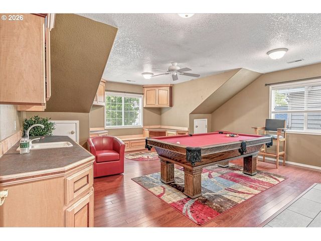2619 Ne CHARLOIS Dr, Hillsboro, OR 97124