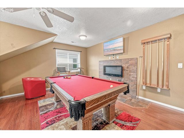 2619 Ne CHARLOIS Dr, Hillsboro, OR 97124