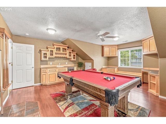 2619 Ne CHARLOIS Dr, Hillsboro, OR 97124