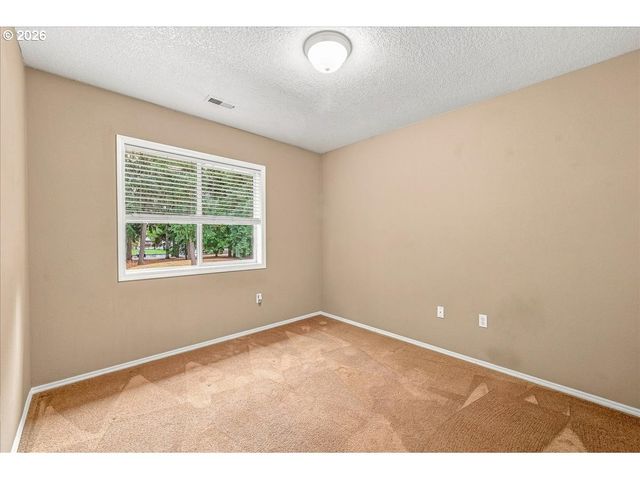 2619 Ne CHARLOIS Dr, Hillsboro, OR 97124