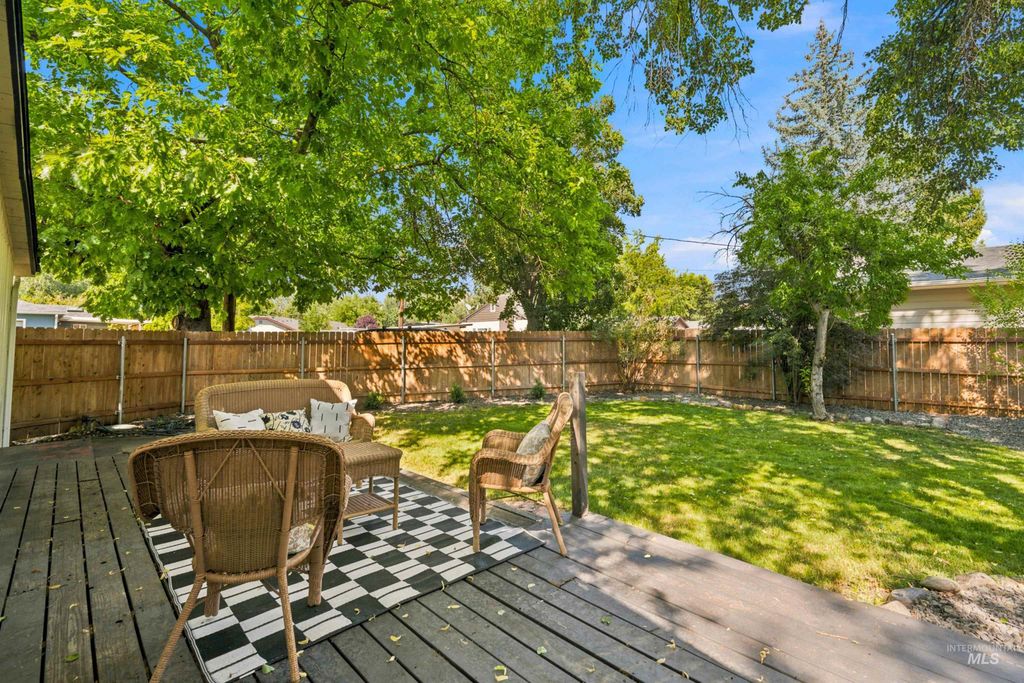 3405 W Plant Drive, Boise, ID 83703 photo 5