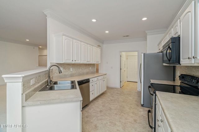 111 Devanshire Court, Oak Ridge, TN 37830