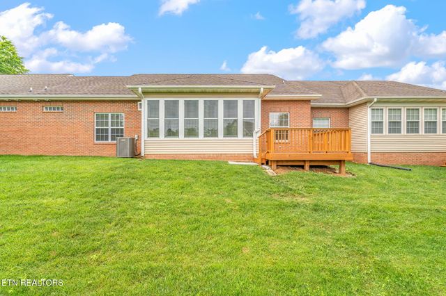 111 Devanshire Court, Oak Ridge, TN 37830
