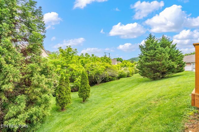 111 Devanshire Court, Oak Ridge, TN 37830
