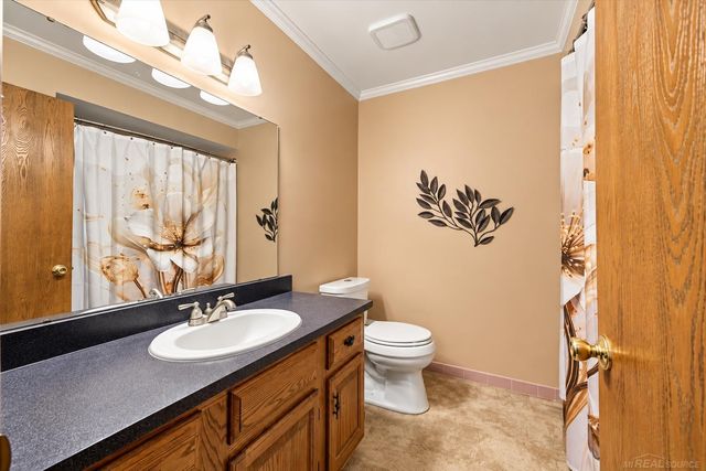 15880 N Magnolia Drive, Clinton Township, MI 48038