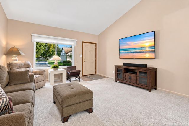 15880 N Magnolia Drive, Clinton Township, MI 48038