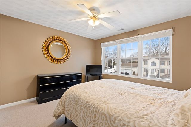 15 Gilcrest Drive, West Warwick, RI 02893