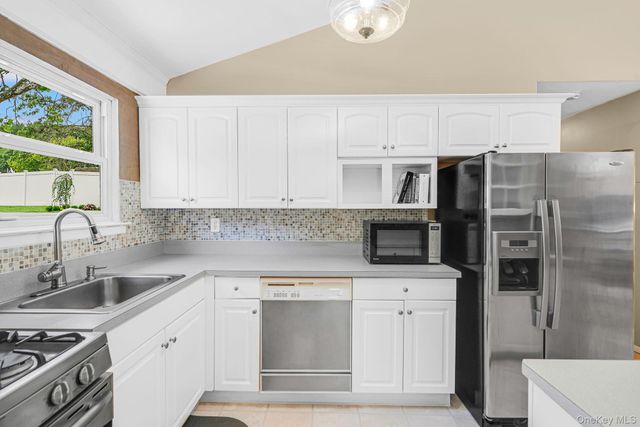 46 Longfellow Drive, Kings Park, NY 11754