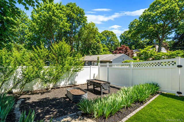 46 Longfellow Drive, Kings Park, NY 11754