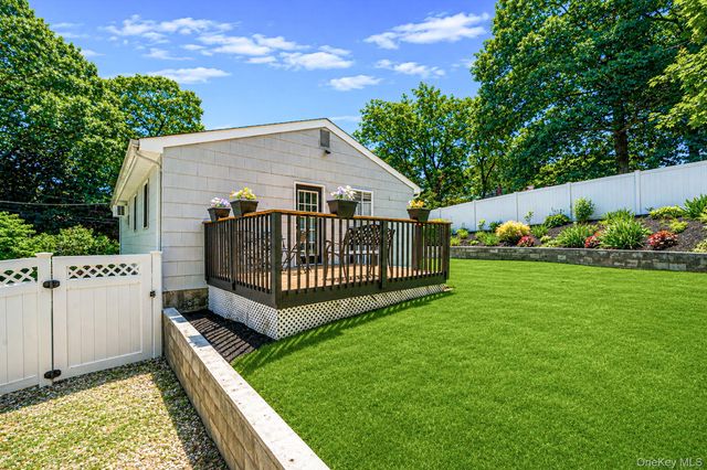46 Longfellow Drive, Kings Park, NY 11754