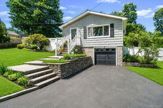 46 Longfellow Drive, Kings Park, NY 11754