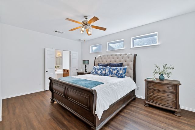 1117 Grey Fox Drive, Savannah, TX 76227