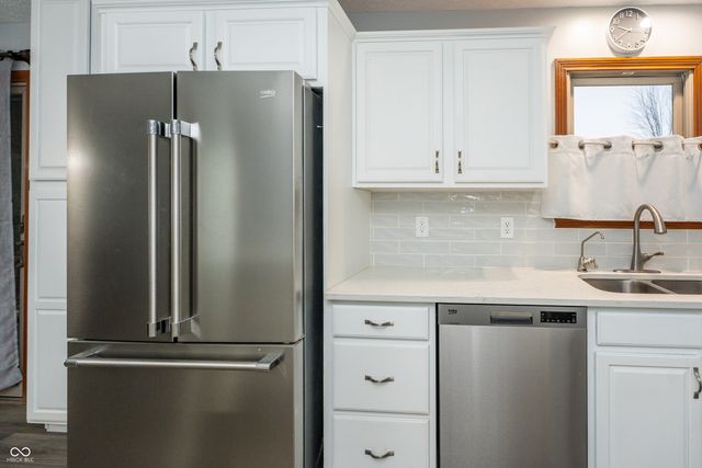 6475 Fieldstream Drive, Avon, IN 46123