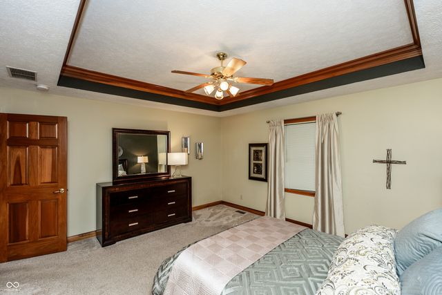 6475 Fieldstream Drive, Avon, IN 46123