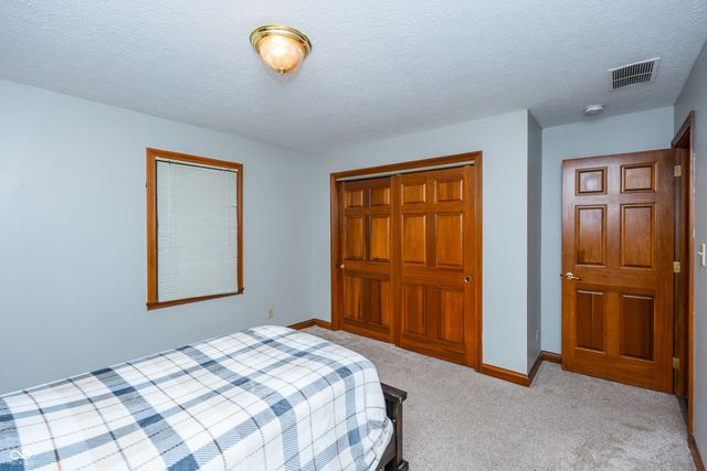 6475 Fieldstream Drive, Avon, IN 46123