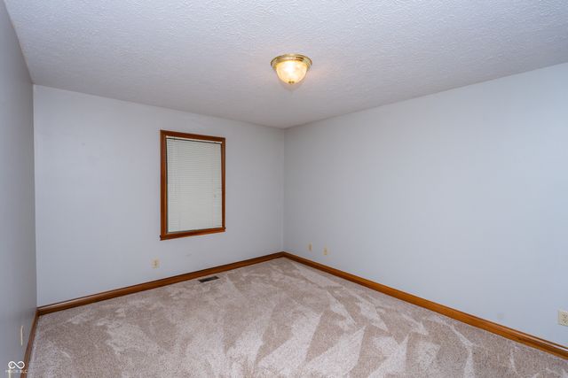 6475 Fieldstream Drive, Avon, IN 46123