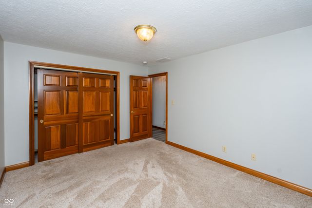 6475 Fieldstream Drive, Avon, IN 46123