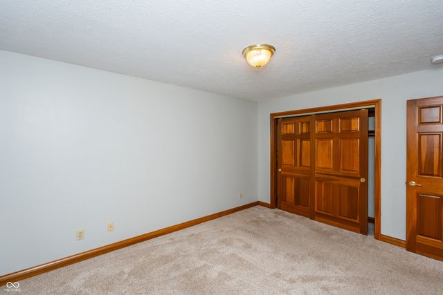 6475 Fieldstream Drive, Avon, IN 46123