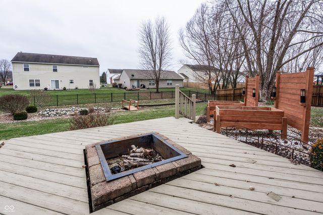 6475 Fieldstream Drive, Avon, IN 46123