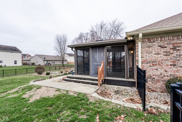 6475 Fieldstream Drive, Avon, IN 46123