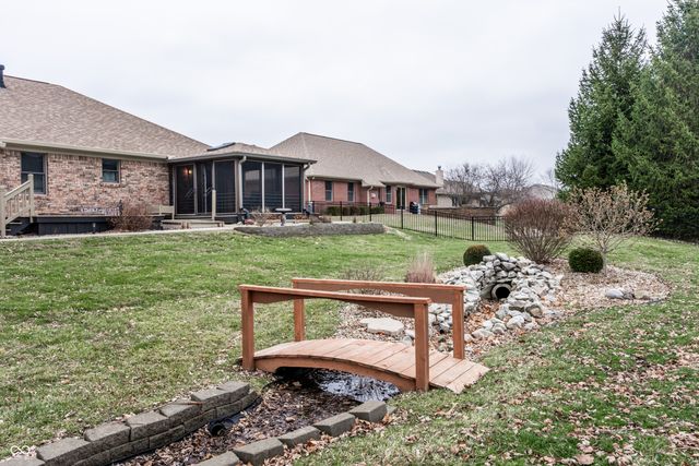 6475 Fieldstream Drive, Avon, IN 46123