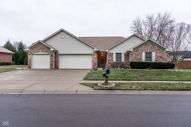 6475 Fieldstream Drive, Avon, IN 46123