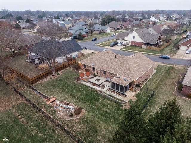 6475 Fieldstream Drive, Avon, IN 46123