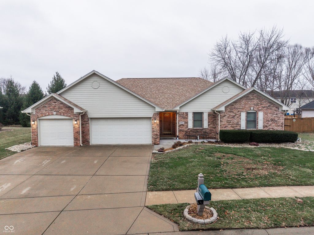 6475 Fieldstream Drive, Avon, IN 46123