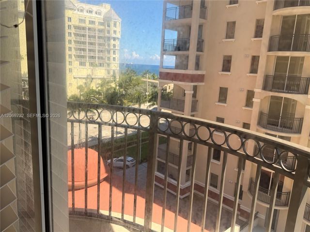 2011 N Ocean Boulevard 602, Fort Lauderdale, FL 33305
