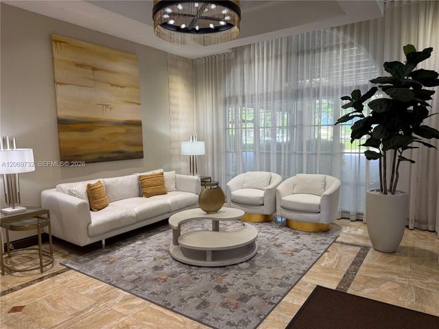 2011 N Ocean Boulevard 602, Fort Lauderdale, FL 33305